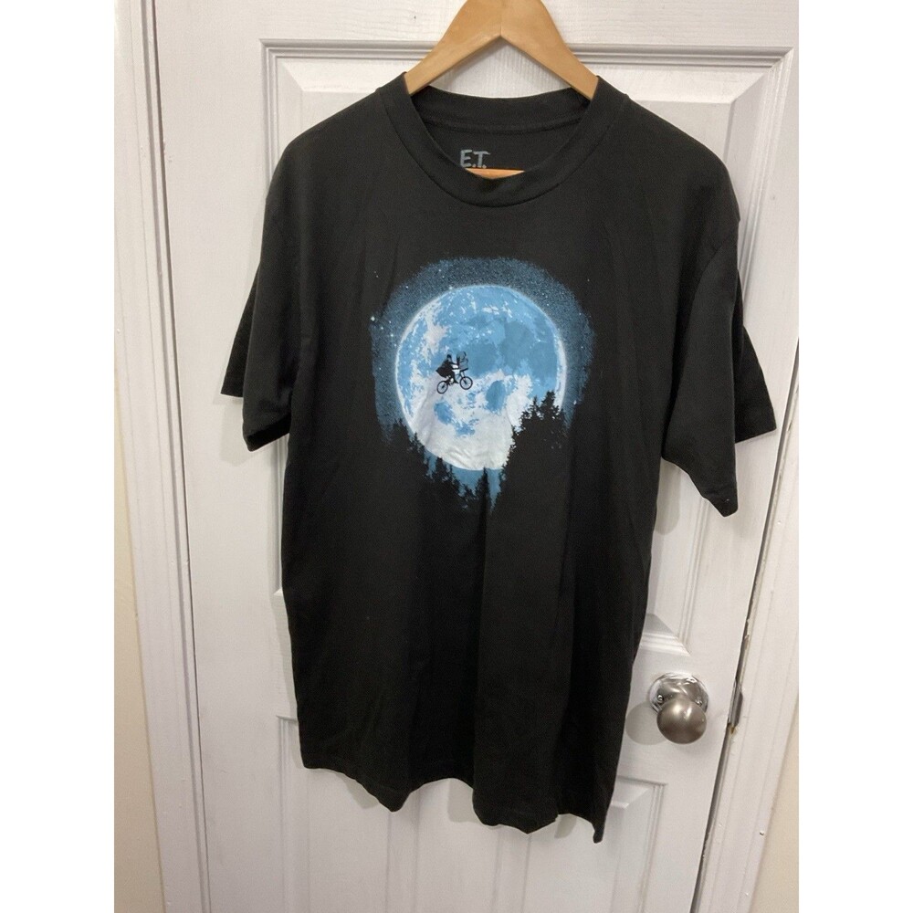 E.T. The Extra-Terrestrial Graphic T-Shirt